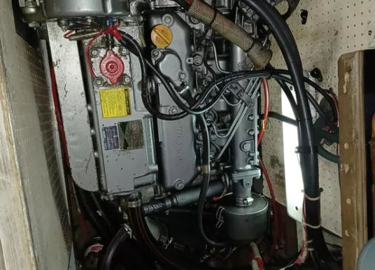 JOHN SEARS - CUTTYHUNK 41 - 10