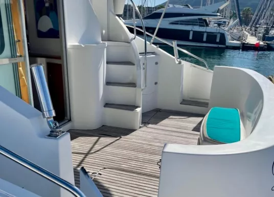 FOUNTAINE PAJOT - GREENLAND 34 - 12
