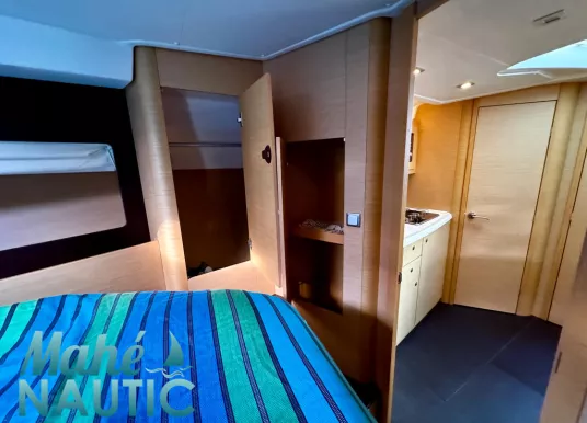 BENETEAU - MONTE CARLO 37 - 13