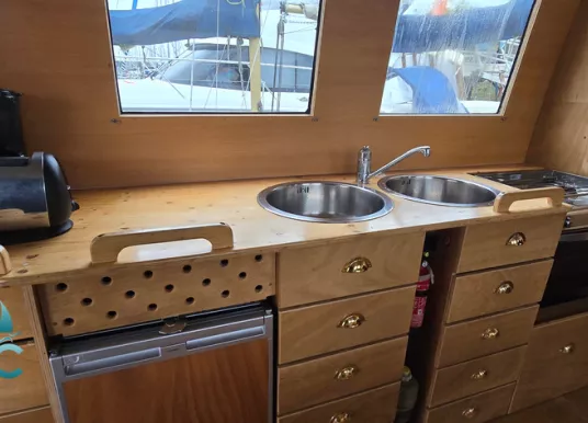 META BOATS - ECOTROLL - 17