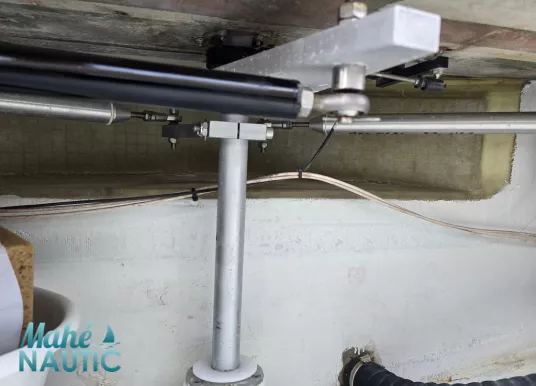 MMW (MARINE MESTRAL WORKS) - MMW 33 - 9