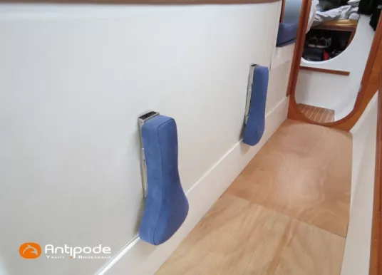 QUORNING BOATS - DRAGONFLY 35 - 16