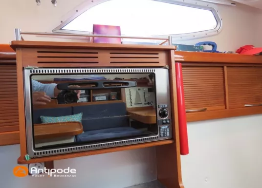 QUORNING BOATS - DRAGONFLY 35 - 18