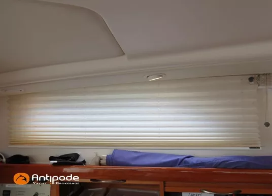 QUORNING BOATS - DRAGONFLY 35 - 24