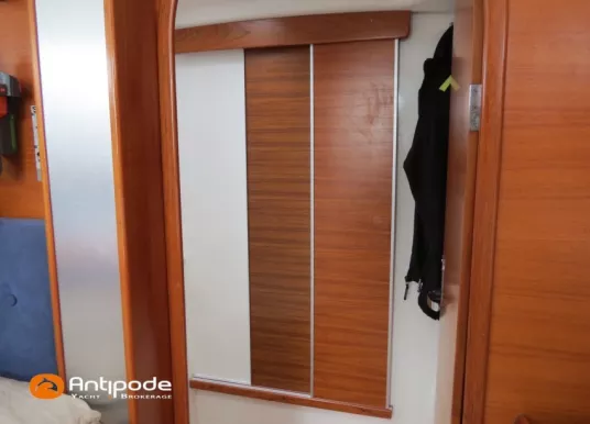 QUORNING BOATS - DRAGONFLY 35 - 31