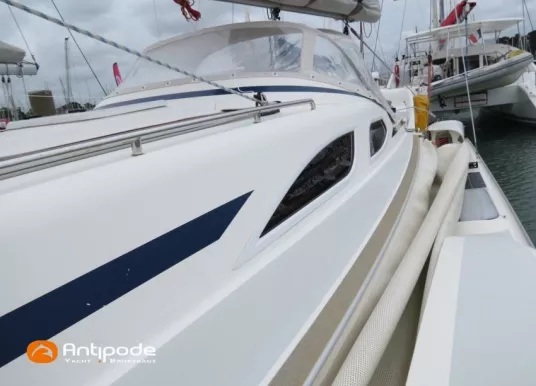 QUORNING BOATS - DRAGONFLY 35 - 48