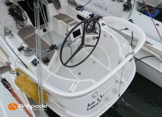 QUORNING BOATS - DRAGONFLY 35 - 55