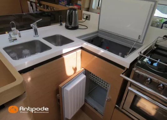 JEANNEAU - SUN ODYSSEY 490 - 38