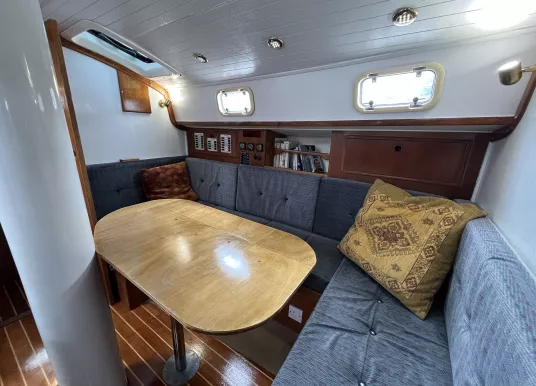 FREEDOM YACHTS - FREEDOM 35 - 11