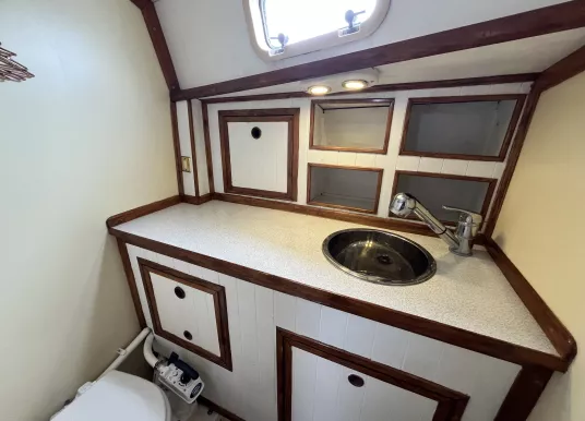 FREEDOM YACHTS - FREEDOM 35 - 12