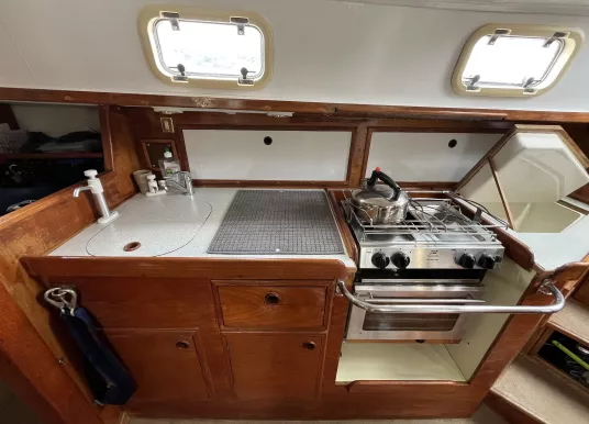 FREEDOM YACHTS - FREEDOM 35 - 18