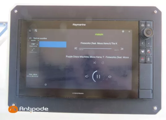 TURBOCRAFT - SILVERFIN 40 RANGE BOAT 39 - 33