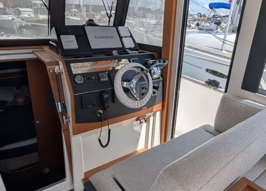 RHEA MARINE - RHEA 32 HB TIMONIER - 3