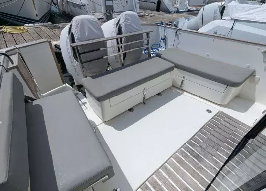 RHEA MARINE - RHEA 32 HB TIMONIER - 6