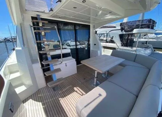 PRESTIGE YACHTS - PRESTIGE 460 - 4