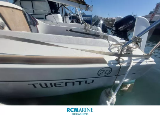 BENETEAU - FIRST 20 - 3