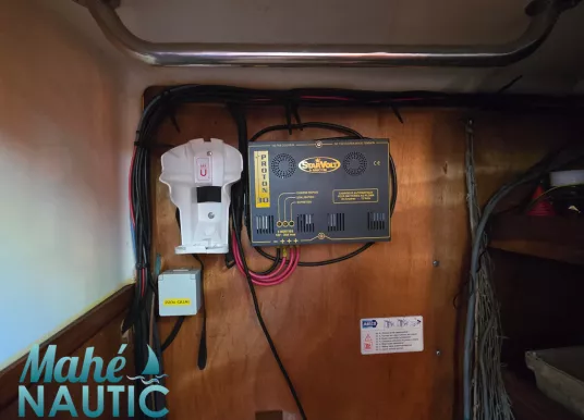 WAUQUIEZ - HOOD 38 MK 1 DL - 17