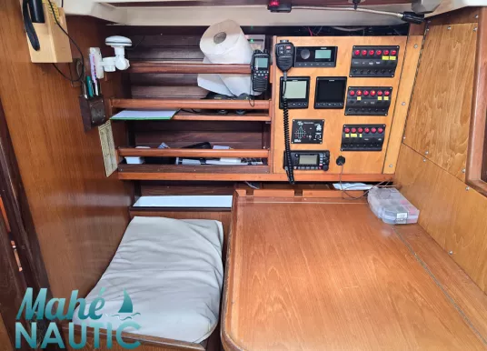 WAUQUIEZ - HOOD 38 MK 1 DL - 24