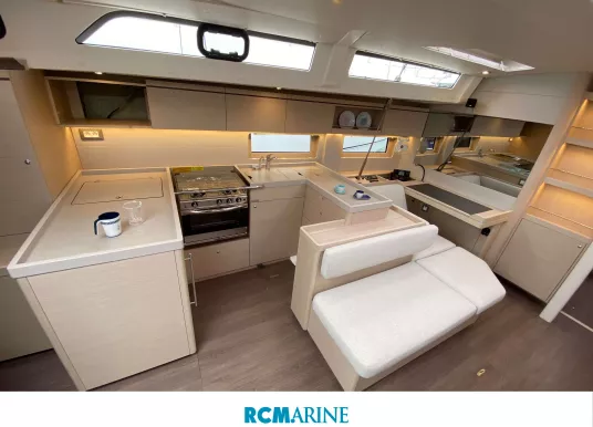 BENETEAU - OCEANIS 51.1 - 9