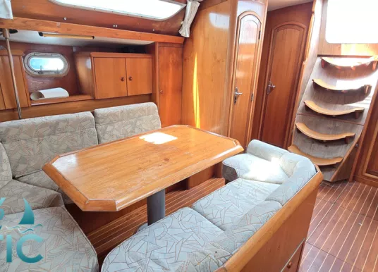 JEANNEAU - SUN ODYSSEY 42.2 - 2