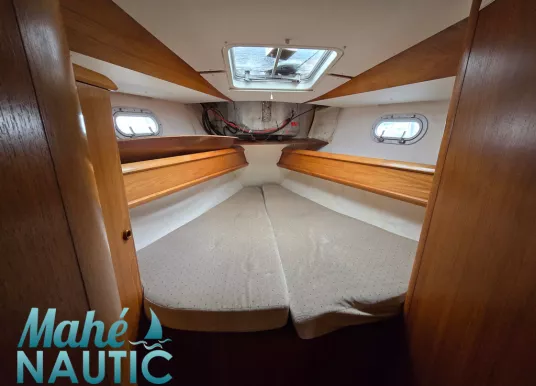 JEANNEAU - SUN ODYSSEY 42.2 - 11