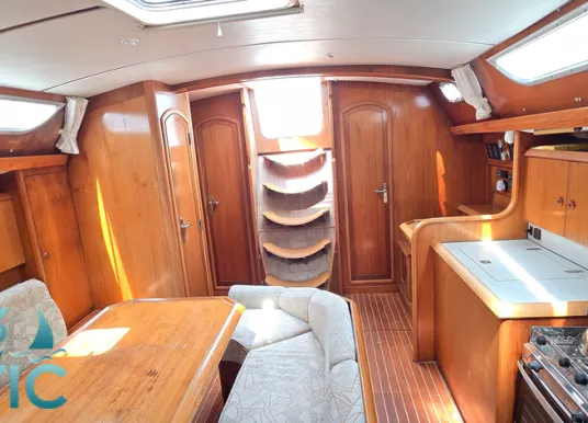 JEANNEAU - SUN ODYSSEY 42.2 - 17