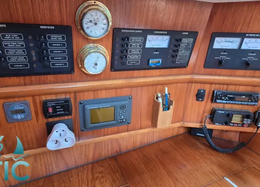 JEANNEAU - SUN ODYSSEY 42.2 - 28