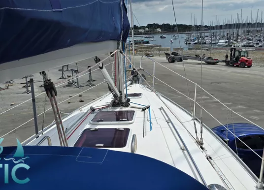 BAVARIA YACHTS - BAVARIA 31 CRUISER - 16