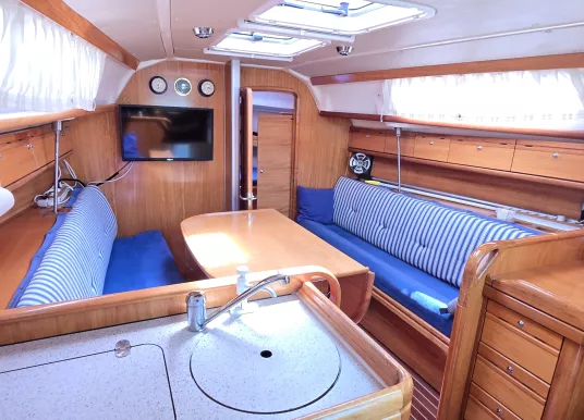 BAVARIA YACHTS - BAVARIA 31 CRUISER - 3