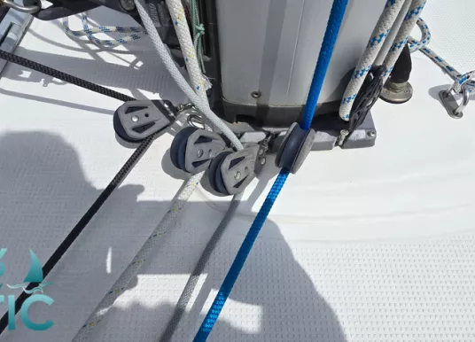 BAVARIA YACHTS - BAVARIA 31 CRUISER - 21