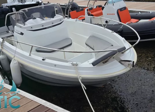 JEANNEAU - CAP CAMARAT 5.5 CC - 5