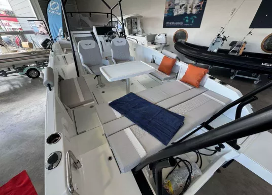 BENETEAU - FLYER 8 SPACEDECK - 4