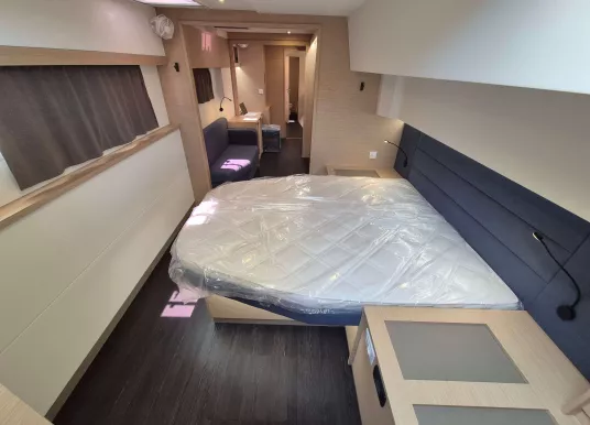 FOUNTAINE PAJOT - AURA 51 - 12