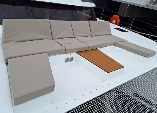 FOUNTAINE PAJOT - AURA 51 - 3
