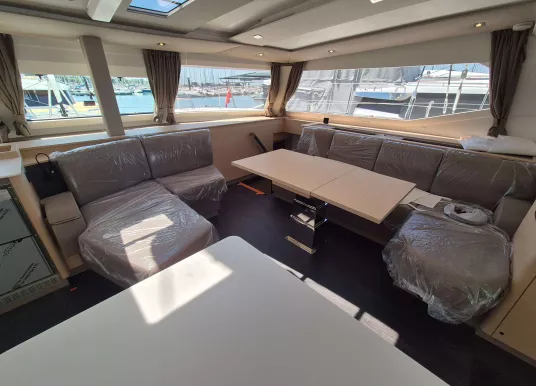FOUNTAINE PAJOT - AURA 51 - 21
