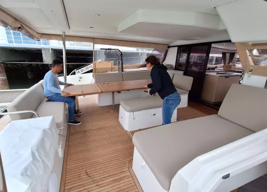 FOUNTAINE PAJOT - AURA 51 - 7