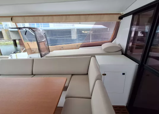 FOUNTAINE PAJOT - AURA 51 - 8