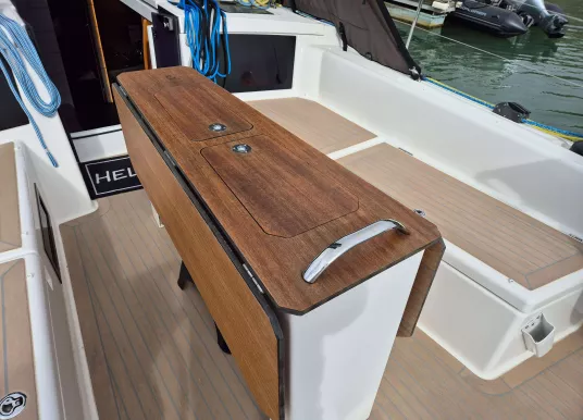 DUFOUR YACHTS - DUFOUR 41 - 12