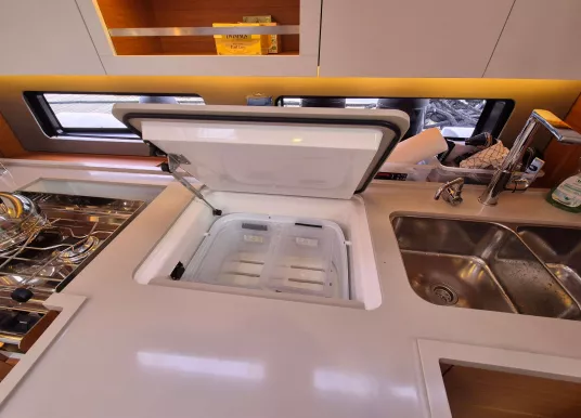 DUFOUR YACHTS - DUFOUR 41 - 24