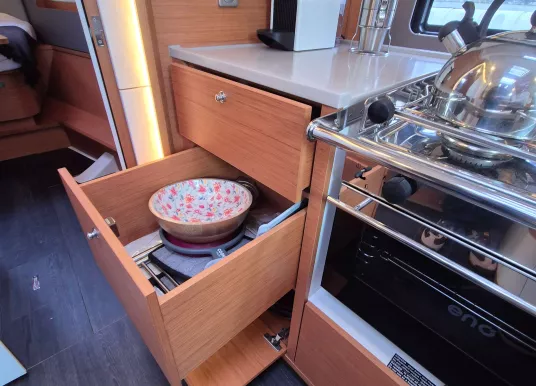 DUFOUR YACHTS - DUFOUR 41 - 25