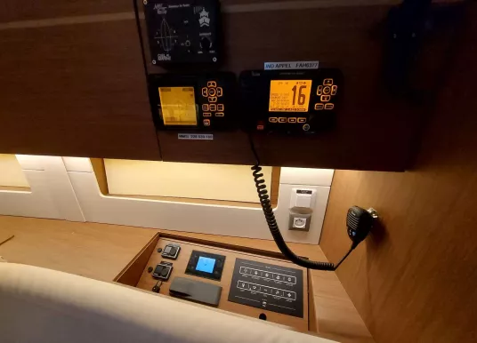 BENETEAU - OCEANIS 46.1 - 13