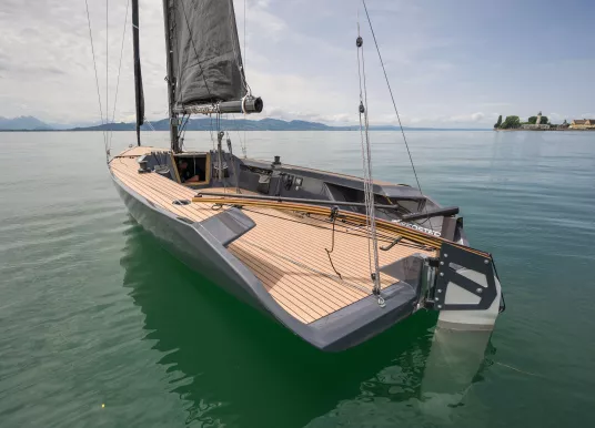 CHAMPIONSHIP YACHTING - LAGO 26 SPEEDSTER - 6