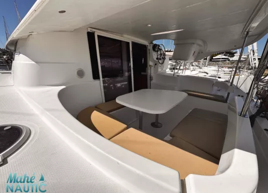 FOUNTAINE PAJOT - LIPARI 41 - 52