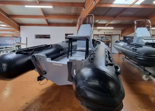 3D TENDER - PATROL 530 - 6