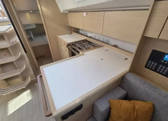 BAVARIA YACHTS - C42 - 12