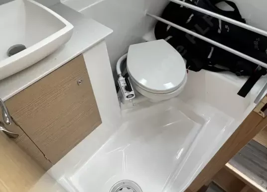 DUFOUR YACHTS - DUFOUR 32 - 14