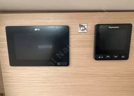 DUFOUR YACHTS - DUFOUR 32 - 16