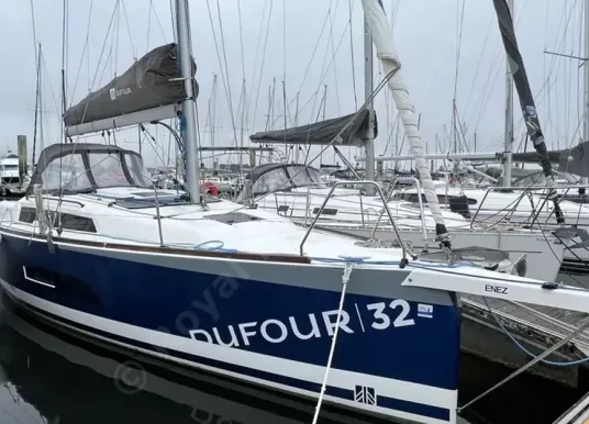 DUFOUR YACHTS - DUFOUR 32 - 4