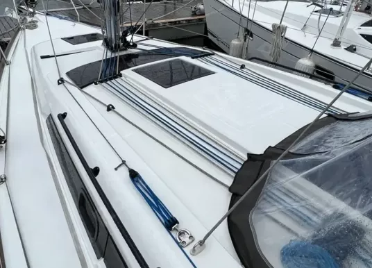 DUFOUR YACHTS - DUFOUR 32 - 5