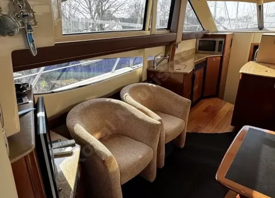 MERIDIAN - SEDAN 341 - 11